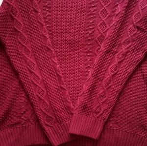 Burgundy Sweater made with cotton